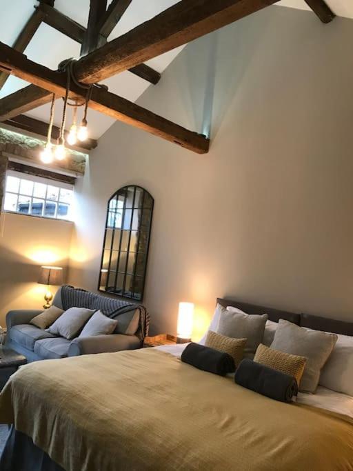Luxury Barn Conversion At Rudding Harrogate Eksteriør billede